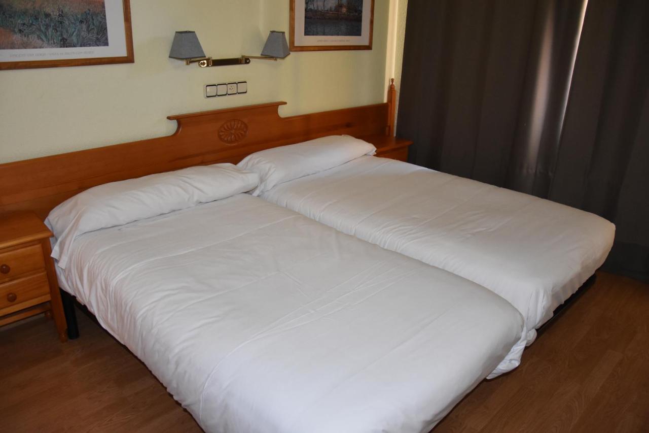Apartamentos SNÖ Edelweiss Aramón Aramón Cerler Exterior foto