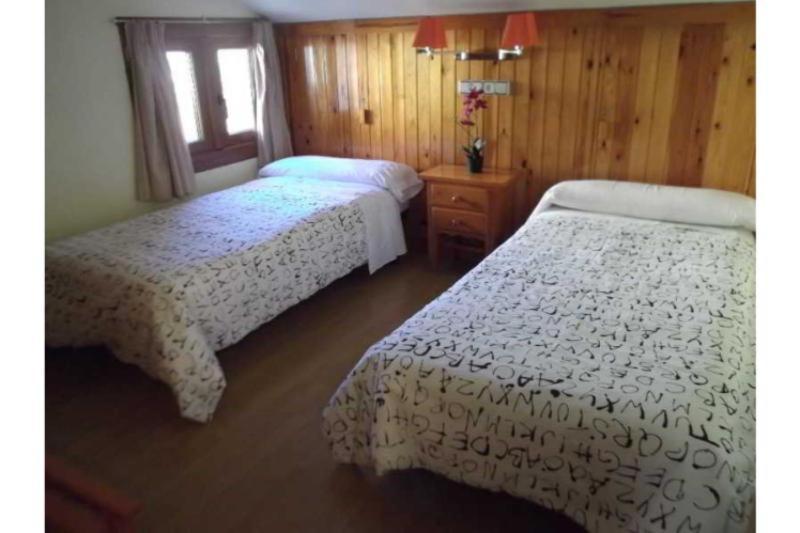 Apartamentos SNÖ Edelweiss Aramón Aramón Cerler Zimmer foto
